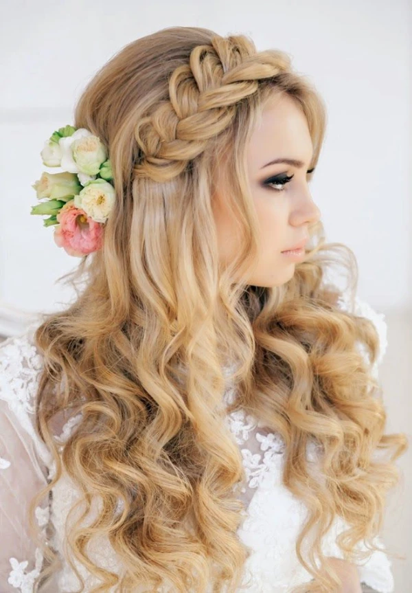 WEDDING BELLE